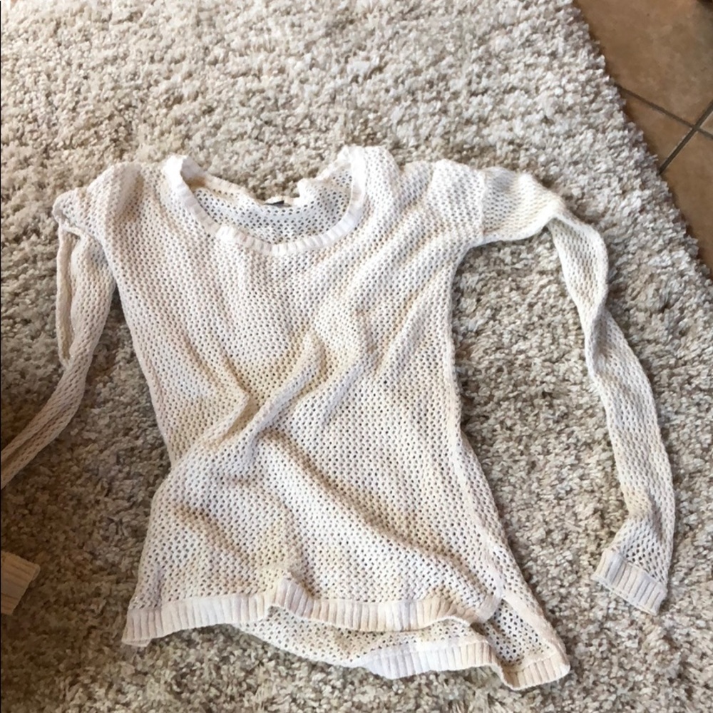 White gold thread kneaded sweater